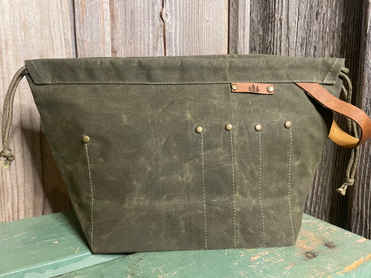 Waxed Canvas Adventurer Bag- Olive