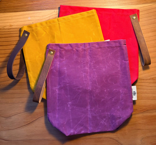 Waxed Canvas Drop Bag